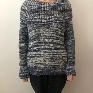 GUESS Knit Cowl Sweater Large